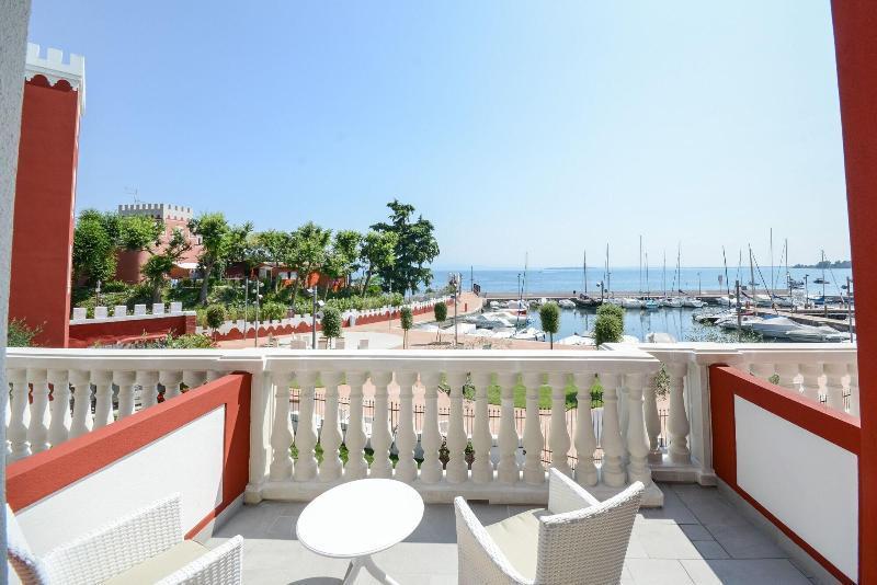Hotel Villa Garuti Padenghe sul Garda Extérieur photo