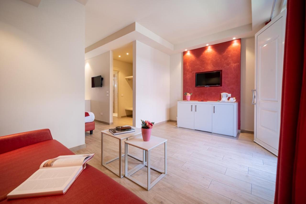Hotel Villa Garuti Padenghe sul Garda Extérieur photo