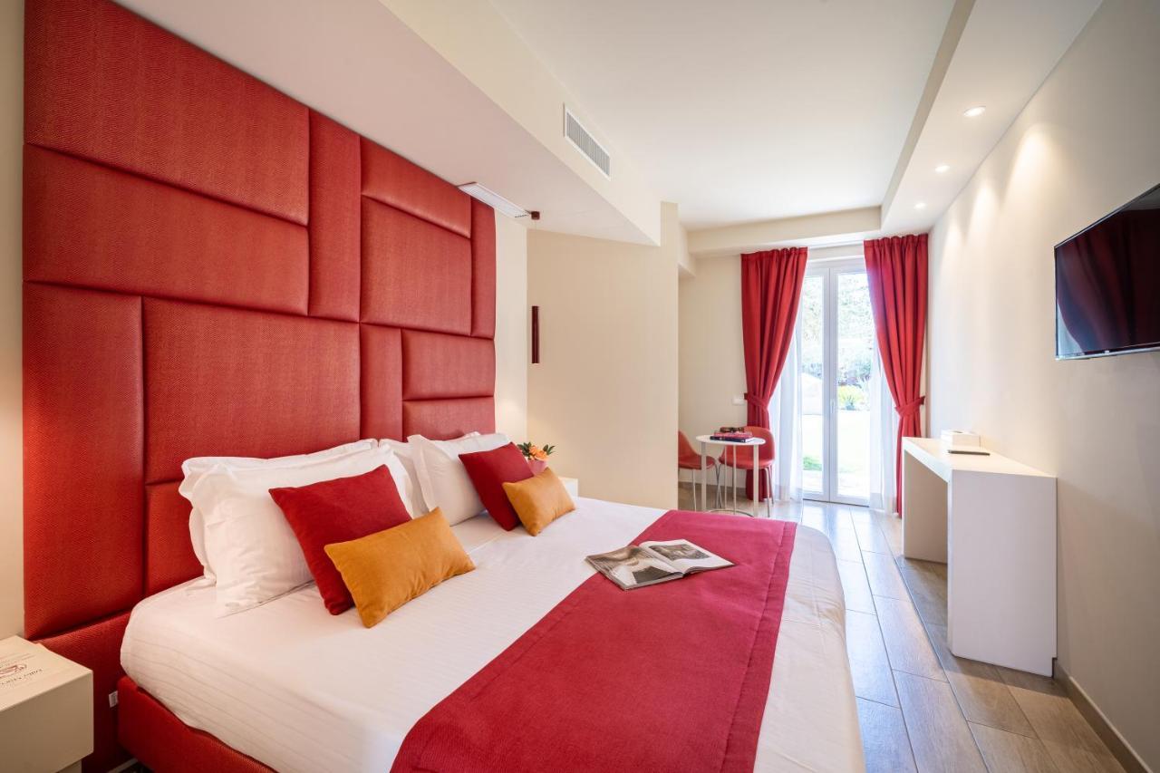 Hotel Villa Garuti Padenghe sul Garda Extérieur photo