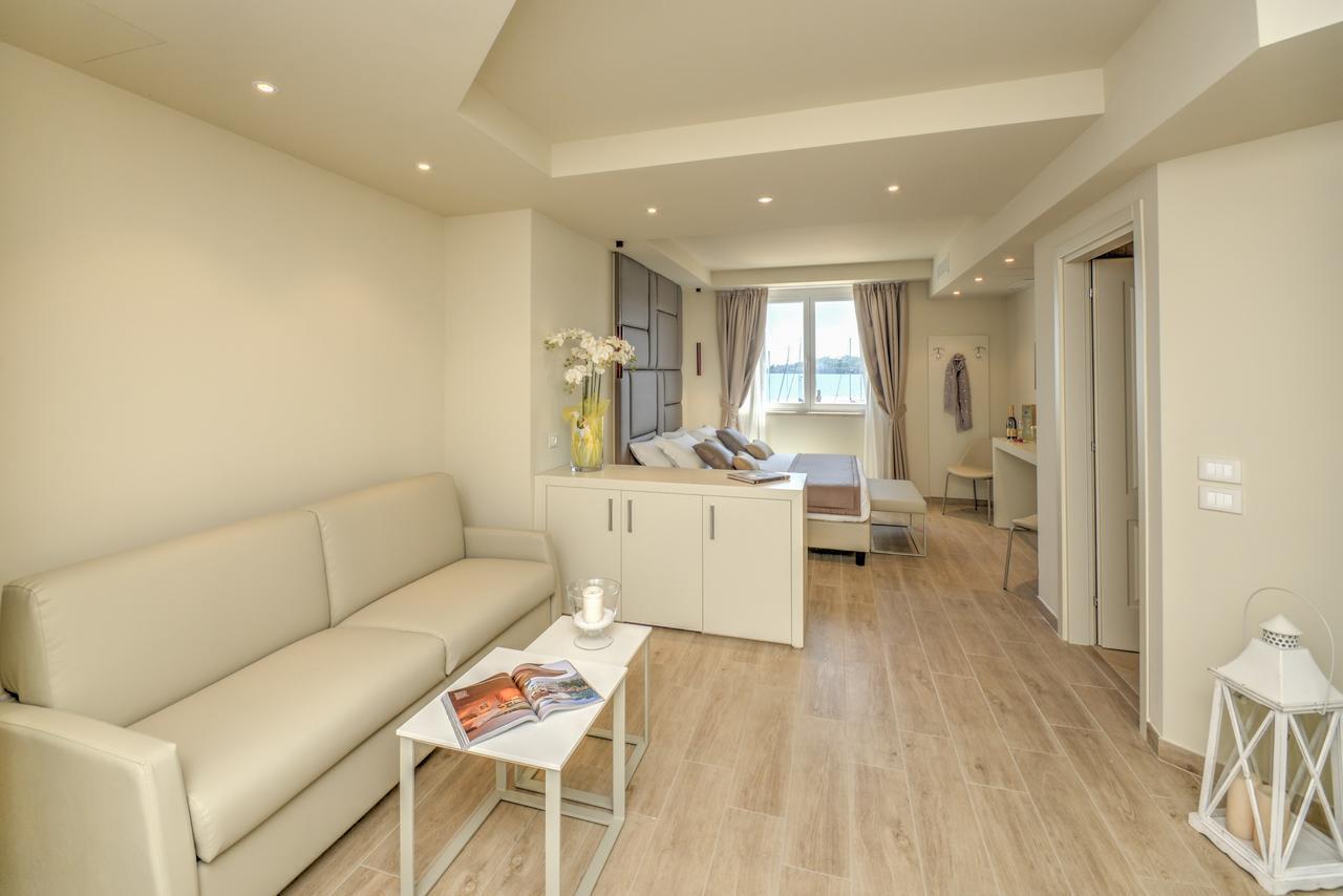 Hotel Villa Garuti Padenghe sul Garda Extérieur photo