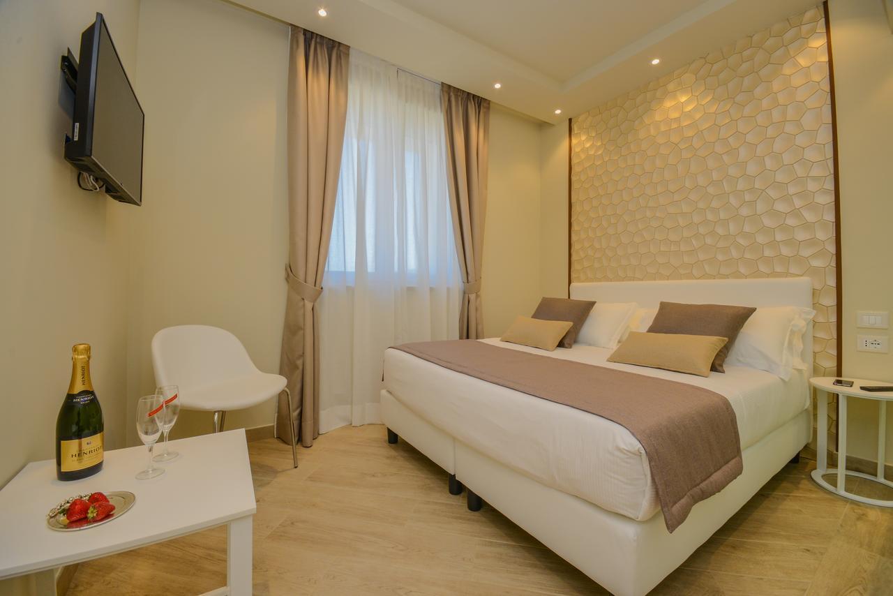 Hotel Villa Garuti Padenghe sul Garda Extérieur photo